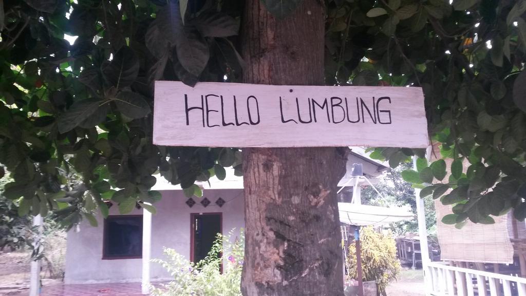 Hello Lumbung Homestay Гили Еър Екстериор снимка